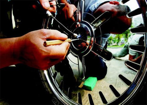 昆明汽車(chē)開(kāi)鎖收費(fèi)標(biāo)準(zhǔn)（專(zhuān)業(yè)開(kāi)鎖價(jià)格）