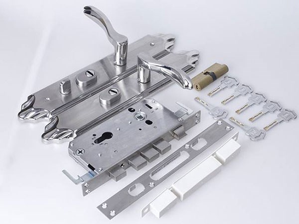 新鄉(xiāng)開鎖電話(專業(yè)修鎖換鎖)