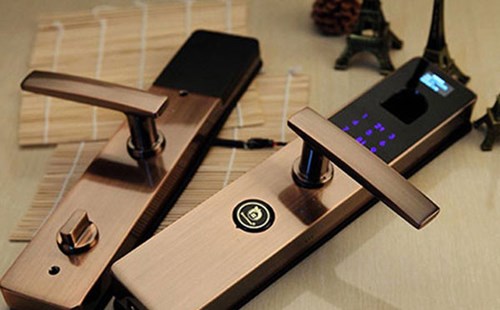 佛山汽車開鎖(專業(yè)換鎖)