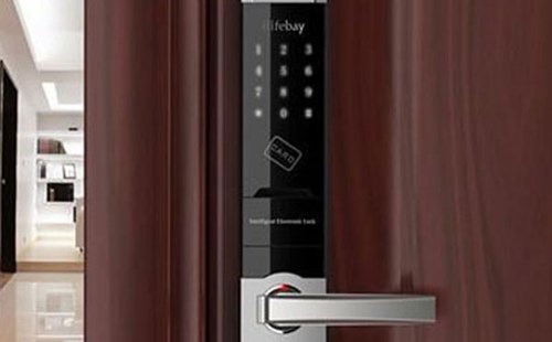 沈陽(yáng)換鎖電話(開(kāi)鎖公司上門多少錢)