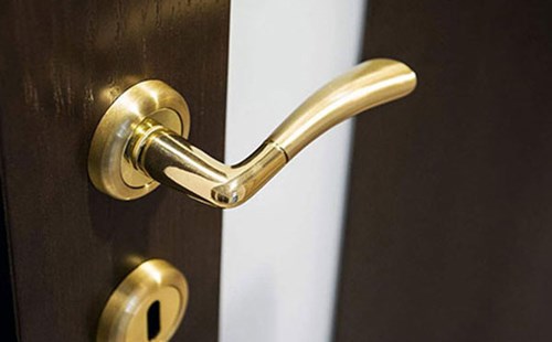 貴陽南明區(qū)保險柜開鎖(修鎖換鎖芯電話)